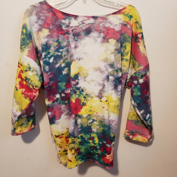 Watercolor twisted front multi colored cropped blouse - Picture 3 of 4